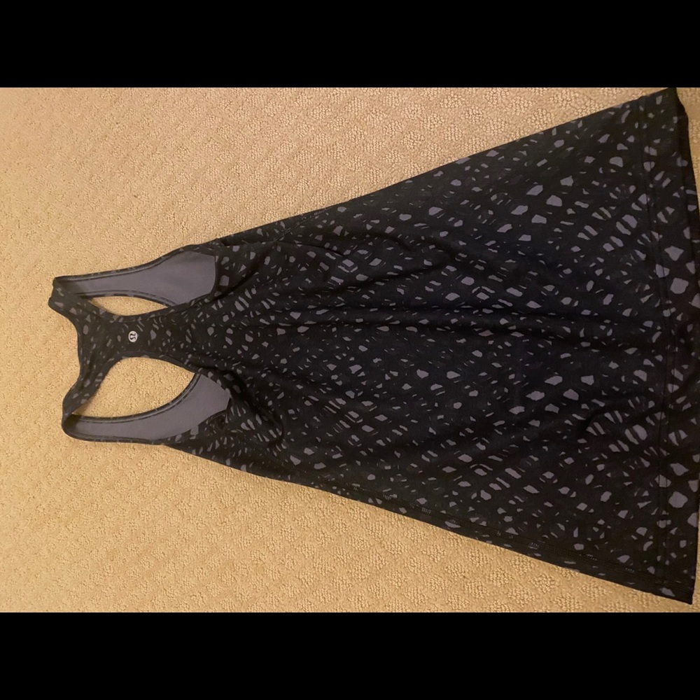 Lululemon tank top